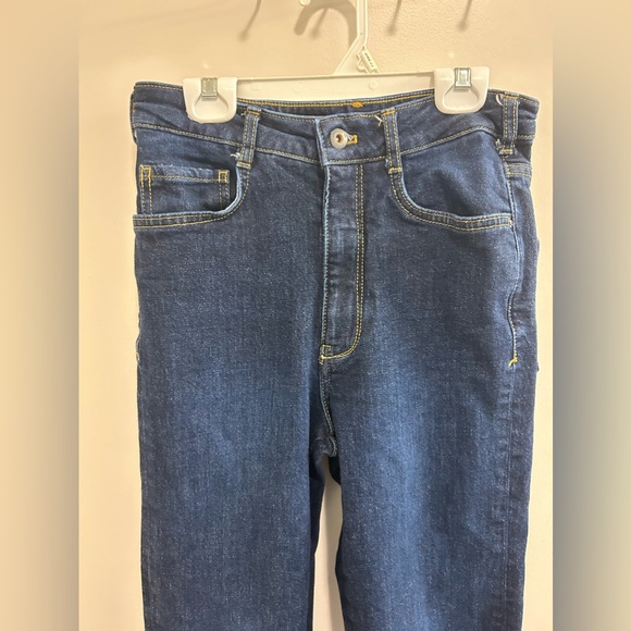 Like New Pilcro the Split Straight Jean Dark Wash Anthropologie - Picture 5 of 12